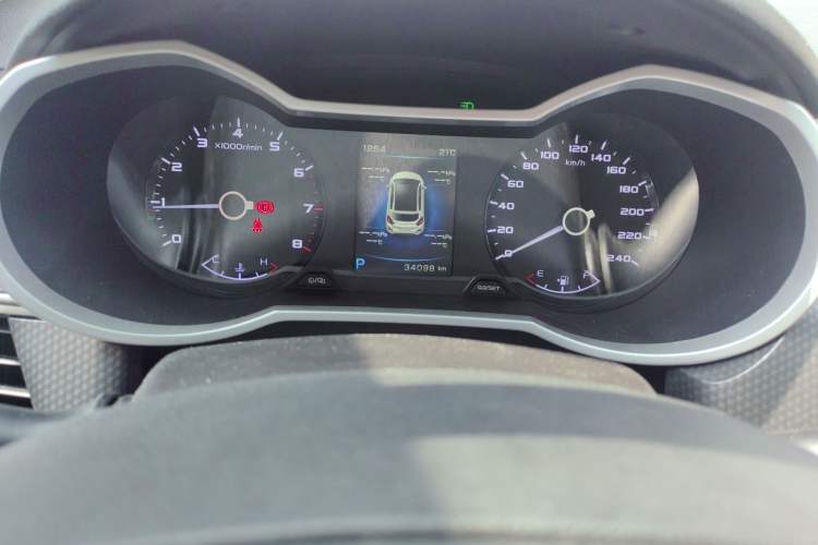 Used Geely Auto Emgrand GS 2016 Sport Edition 1.3T Automatic ZhenShang Model Instrument Cluster