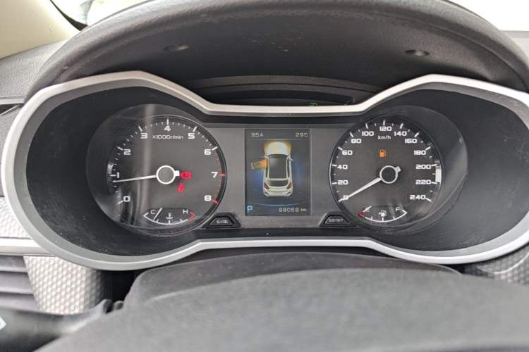 Used Geely Auto Emgrand GS 2016 Elegant Edition 1.3T Automatic LingShang Model Instrument Cluster