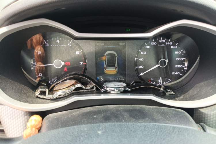 Used Geely Auto Emgrand GS 2016 Elegant Edition 1.3T Automatic LingShang Model Instrument Cluster