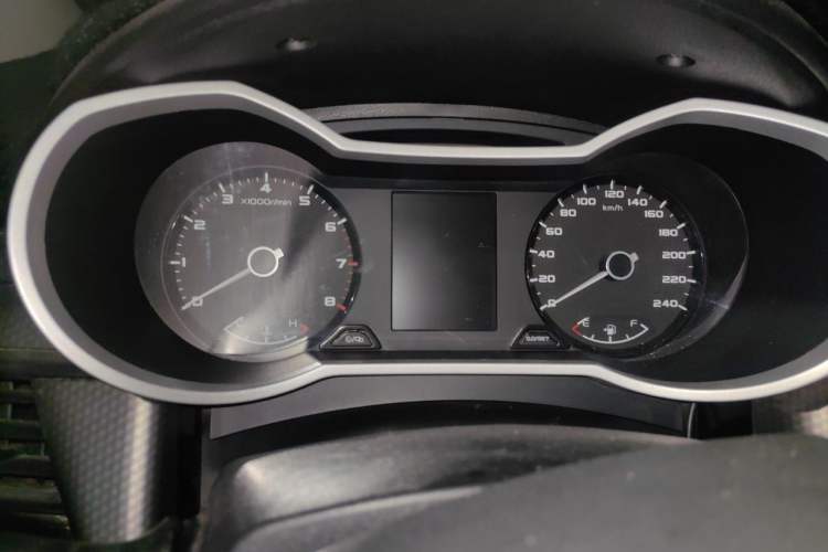 Used Geely Auto Emgrand GS 2016 Elegant Edition 1.8L Automatic LingShang Model Instrument Cluster