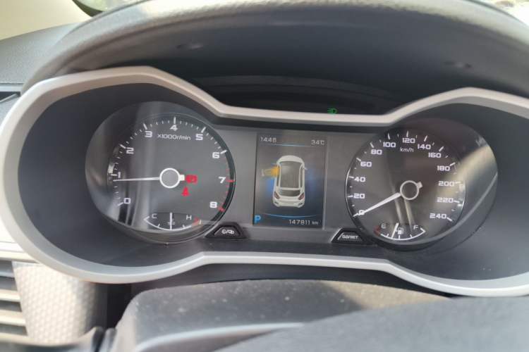 Used Geely Auto Emgrand GS 2016 Elegant Edition 1.3T Automatic LingShang Model Instrument Cluster