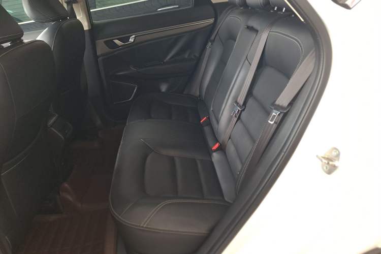 Used Geely Auto Emgrand GS 2016 Elegant Edition 1.8L Manual LingShang Model Interior 1