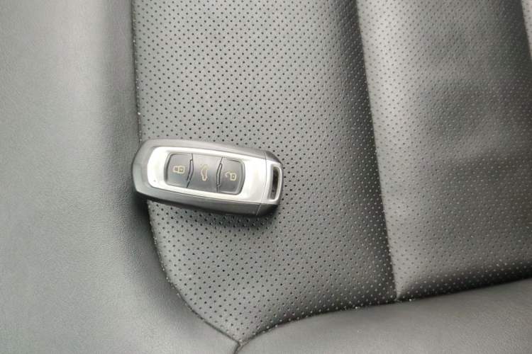 Used Geely Auto Emgrand GS 2016 Sport Edition 1.3T Automatic LingShang Model Interior 1