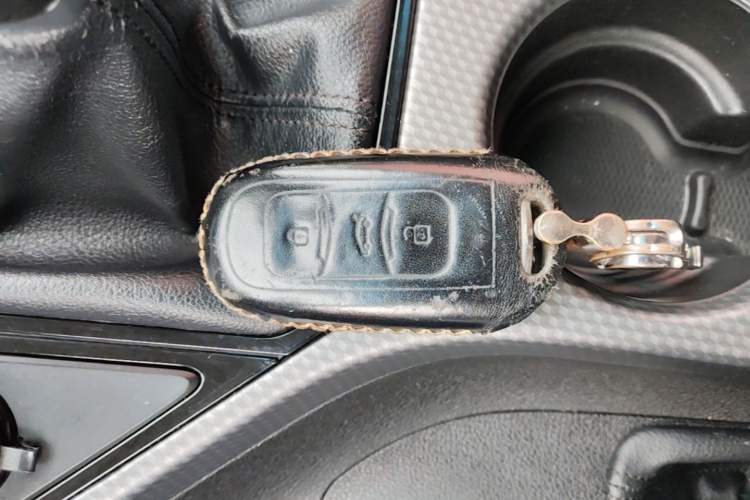 Used Geely Auto Emgrand GS 2016 Elegant Edition 1.3T Manual LingShang Model Interior 1
