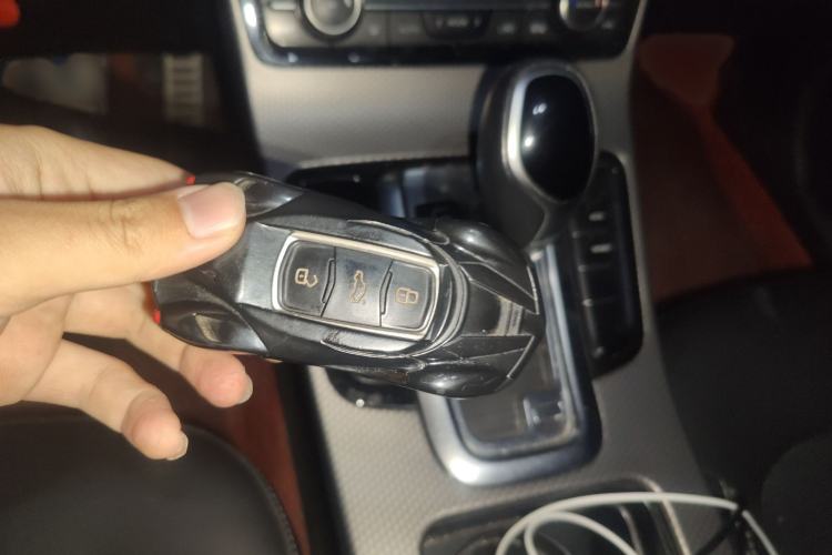 Used Geely Auto Emgrand GS 2016 Sport Edition 1.8L Automatic LingShang Model Interior 1