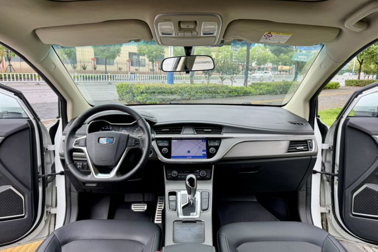 Used Geely Auto Emgrand GS 2016 Sport Edition 1.8L Automatic LingShang Model Interior 1