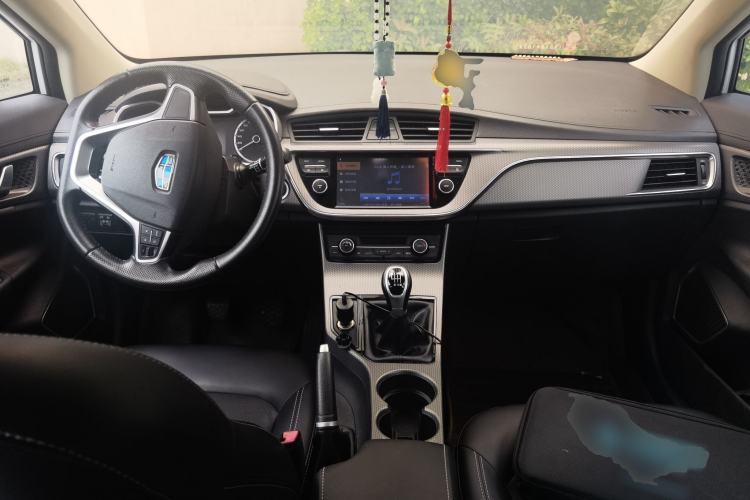 Used Geely Auto Emgrand GS 2016 Elegant Edition 1.3T Manual LingShang Model Interior 2