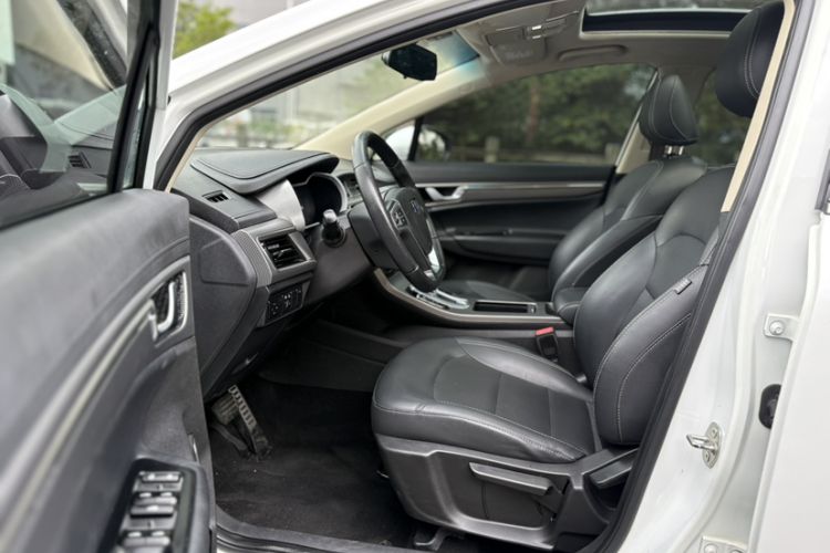 Used Geely Auto Emgrand GS 2016 Sport Edition 1.3T Automatic LingShang Model Interior 3