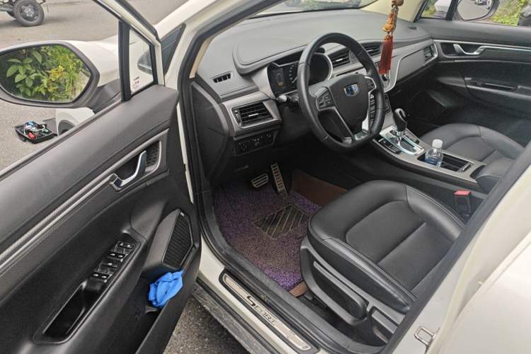Used Geely Auto Emgrand GS 2016 Sport Edition 1.3T Automatic LingShang Model Interior 3