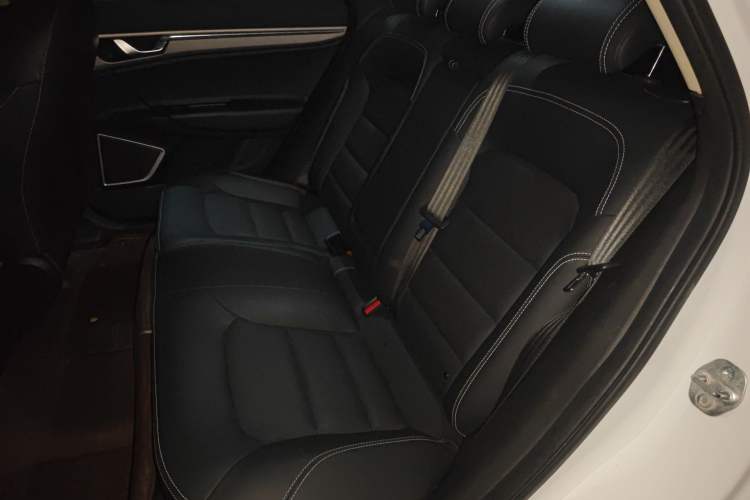 Used Geely Auto Emgrand GS 2016 Sports Edition 1.8L Manual LingShang Model Interior 4