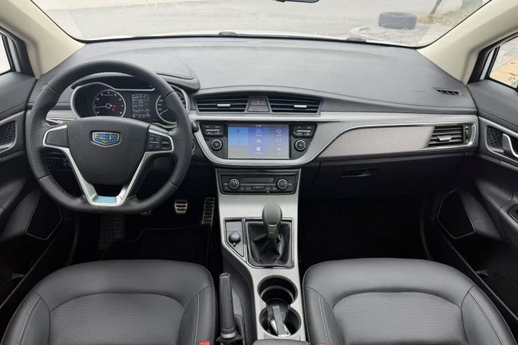 Used Geely Auto Emgrand GS 2016 Sports Edition 1.8L Manual LingShang Model Interior 4