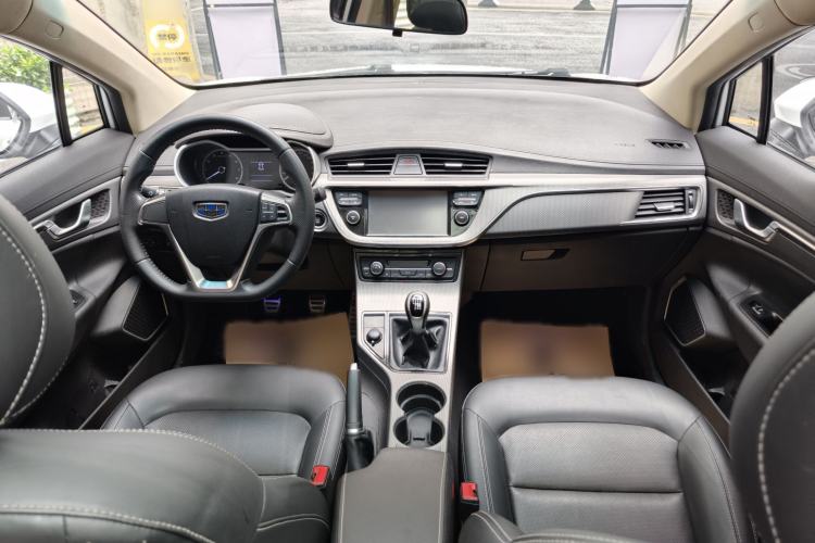 Used Geely Auto Emgrand GS 2016 Sports Edition 1.8L Manual LingShang Model Interior 4