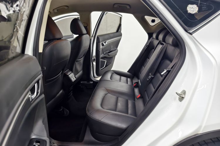 Used Geely Auto Emgrand GS 2016 Elegant Edition 1.8L Manual LingShang Model Interior 5