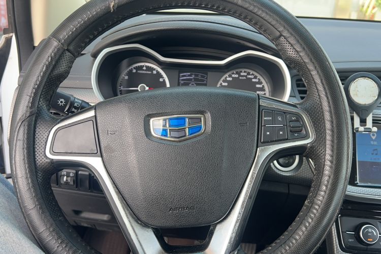 Used Geely Auto Emgrand GS 2016 Elegant Edition 1.8L Manual LingShang Model Interior 6