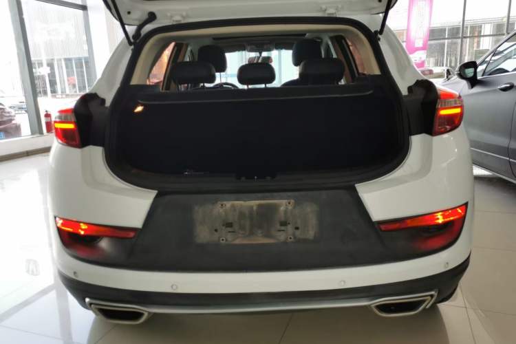 Used Geely Auto Emgrand GS 2016 Sport Edition 1.8L Automatic LingShang Model Interior 7