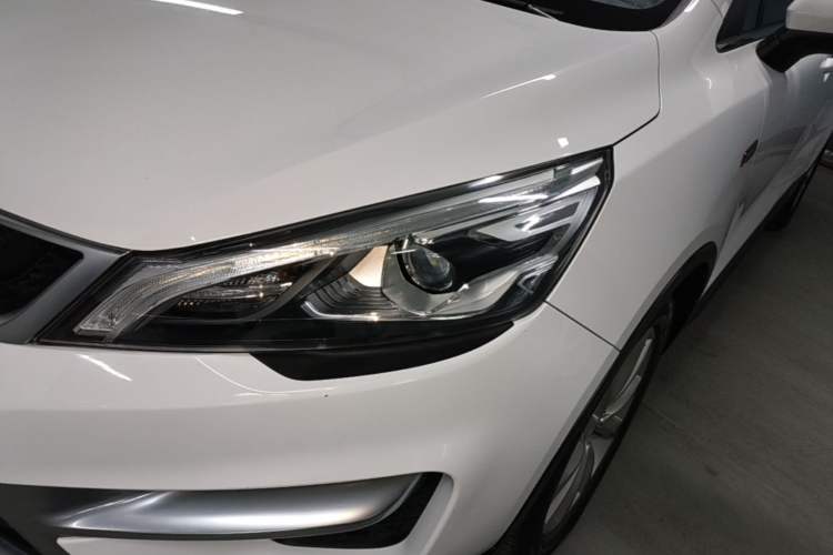 Used Geely Auto Emgrand GS 2016 Sport Edition 1.3T Automatic LingShang Model Left Front Headlight