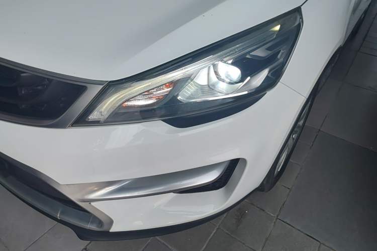 Used Geely Auto Emgrand GS 2016 Sports Edition 1.8L Manual LingShang Model Left Front Headlight