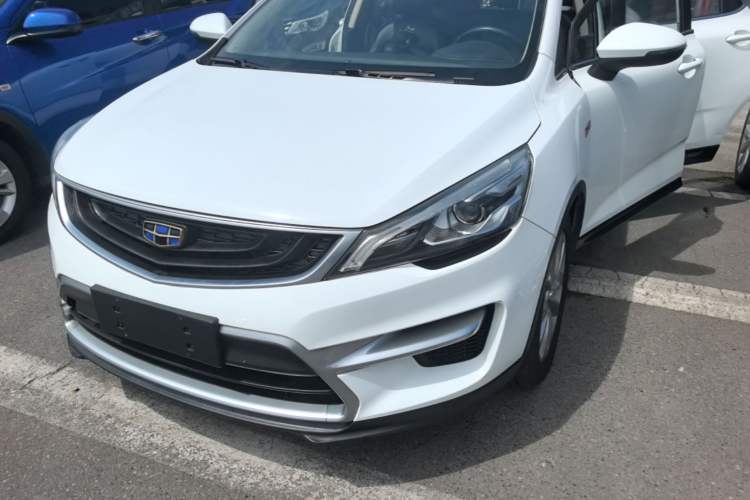 Used Geely Auto Emgrand GS 2016 Sport Edition 1.3T Manual LingShang Model Left Front Headlight