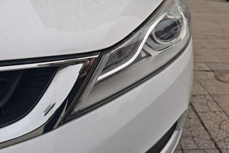 Used Geely Auto Emgrand GS 2016 Elegant Edition 1.8L Manual LingShang Model Left Front Headlight