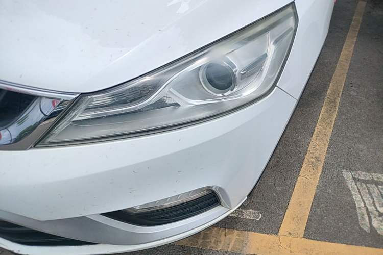 Used Geely Auto Emgrand GS 2016 Elegant Edition 1.3T Manual LingShang Model Left Front Headlight