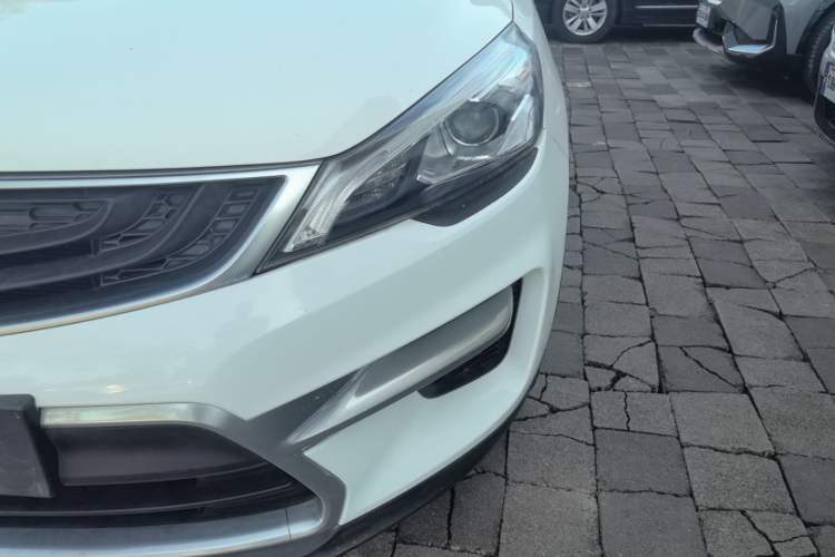Used Geely Auto Emgrand GS 2016 Sports Edition 1.8L Manual LingShang Model Left Front Headlight