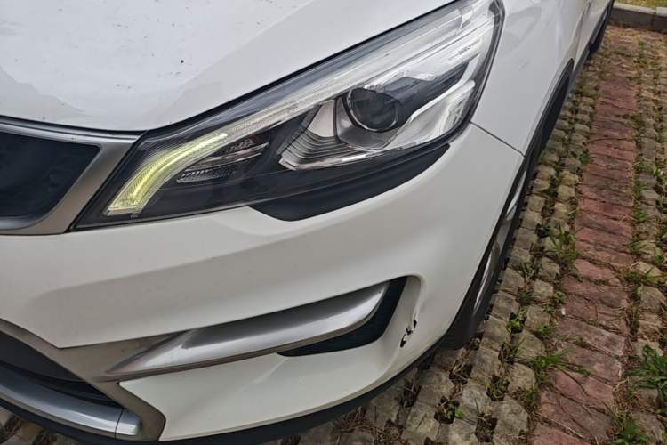 Used Geely Auto Emgrand GS 2016 Sport Edition 1.8L Automatic LingShang Model Left Front Headlight