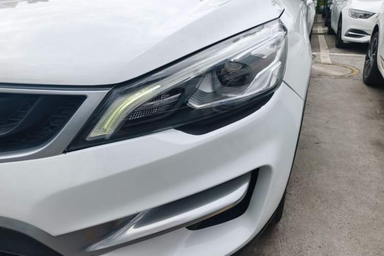 Used Geely Auto Emgrand GS 2016 Sports Edition 1.8L Manual LingShang Model Left Front Headlight