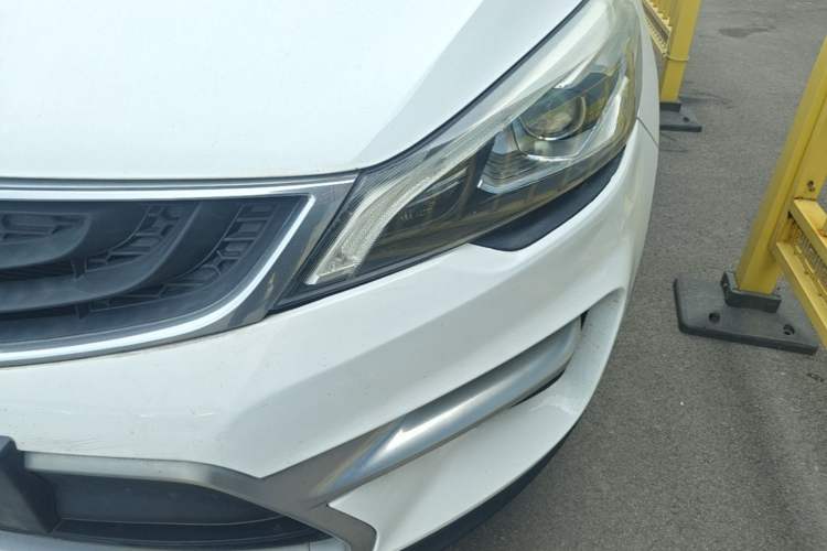 Used Geely Auto Emgrand GS 2016 Sport Edition 1.3T Manual LingShang Model Left Front Headlight