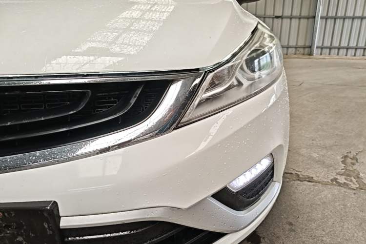 Used Geely Auto Emgrand GS 2016 Elegant Edition 1.8L Manual LingShang Model Left Front Headlight