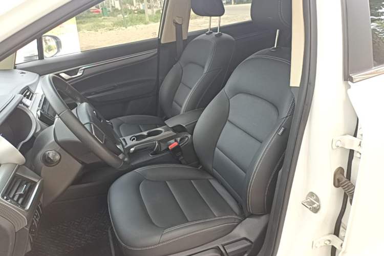 Used Geely Auto Emgrand GS 2016 Sports Edition 1.8L Manual LingShang Model Left Front Seat