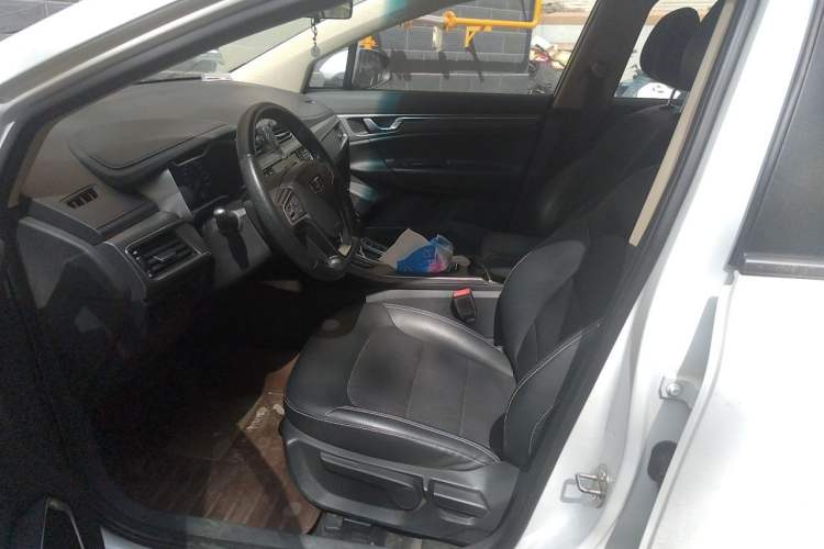 Used Geely Auto Emgrand GS 2016 Elegant Edition 1.3T Automatic LingShang Model Left Front Seat
