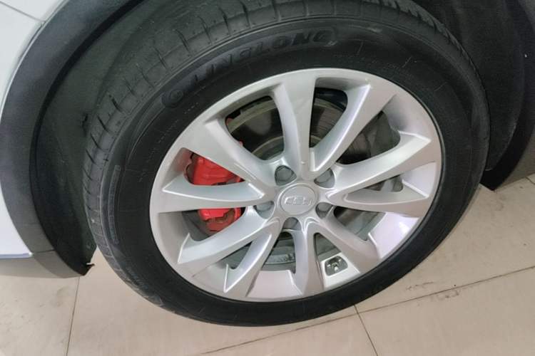 Used Geely Auto Emgrand GS 2016 Sport Edition 1.3T Automatic LingShang Model Left Front Wheel Hub