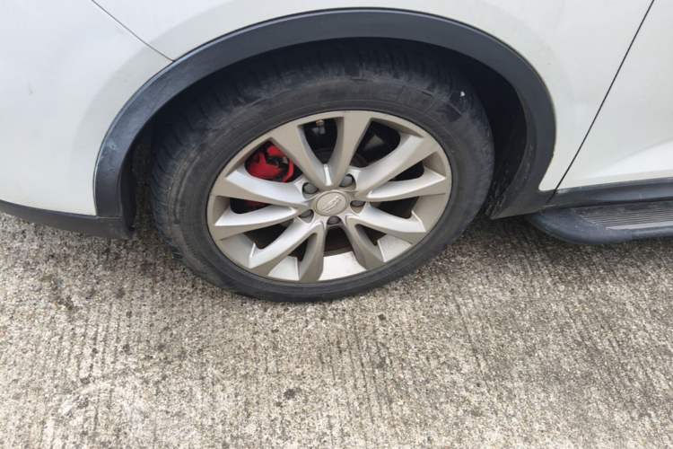 Used Geely Auto Emgrand GS 2016 Sport Edition 1.3T Automatic LingShang Model Left Front Wheel Hub