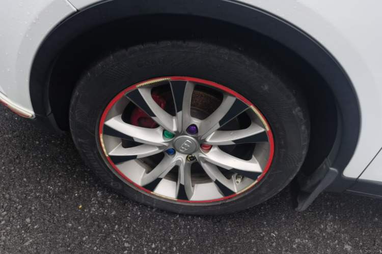 Used Geely Auto Emgrand GS 2016 Elegant Edition 1.3T Automatic LingShang Model Left Front Wheel Hub