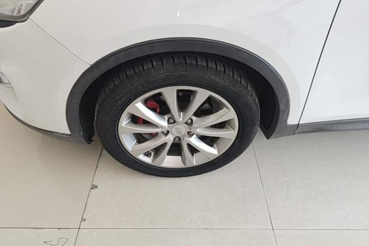 Used Geely Auto Emgrand GS 2016 Sports Edition 1.8L Manual LingShang Model Left Front Wheel Hub