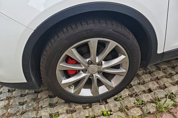 Used Geely Auto Emgrand GS 2016 Sport Edition 1.8L Automatic LingShang Model Left Front Wheel Hub