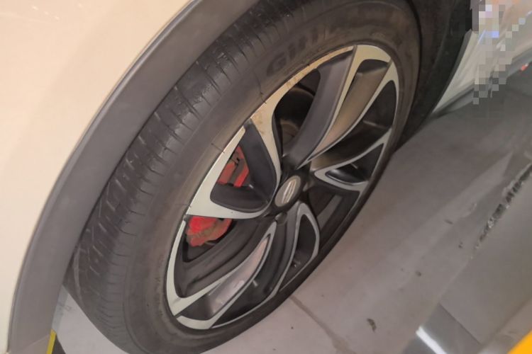 Used Geely Auto Emgrand GS 2016 Sport Edition 1.3T Automatic ZhenShang Model Left Front Wheel Hub