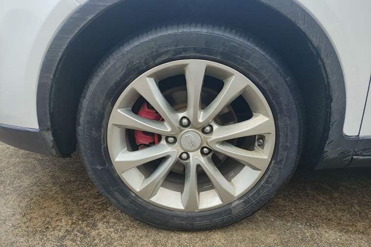 Used Geely Auto Emgrand GS 2016 Sport Edition 1.8L Automatic LingShang Model Left Front Wheel Hub