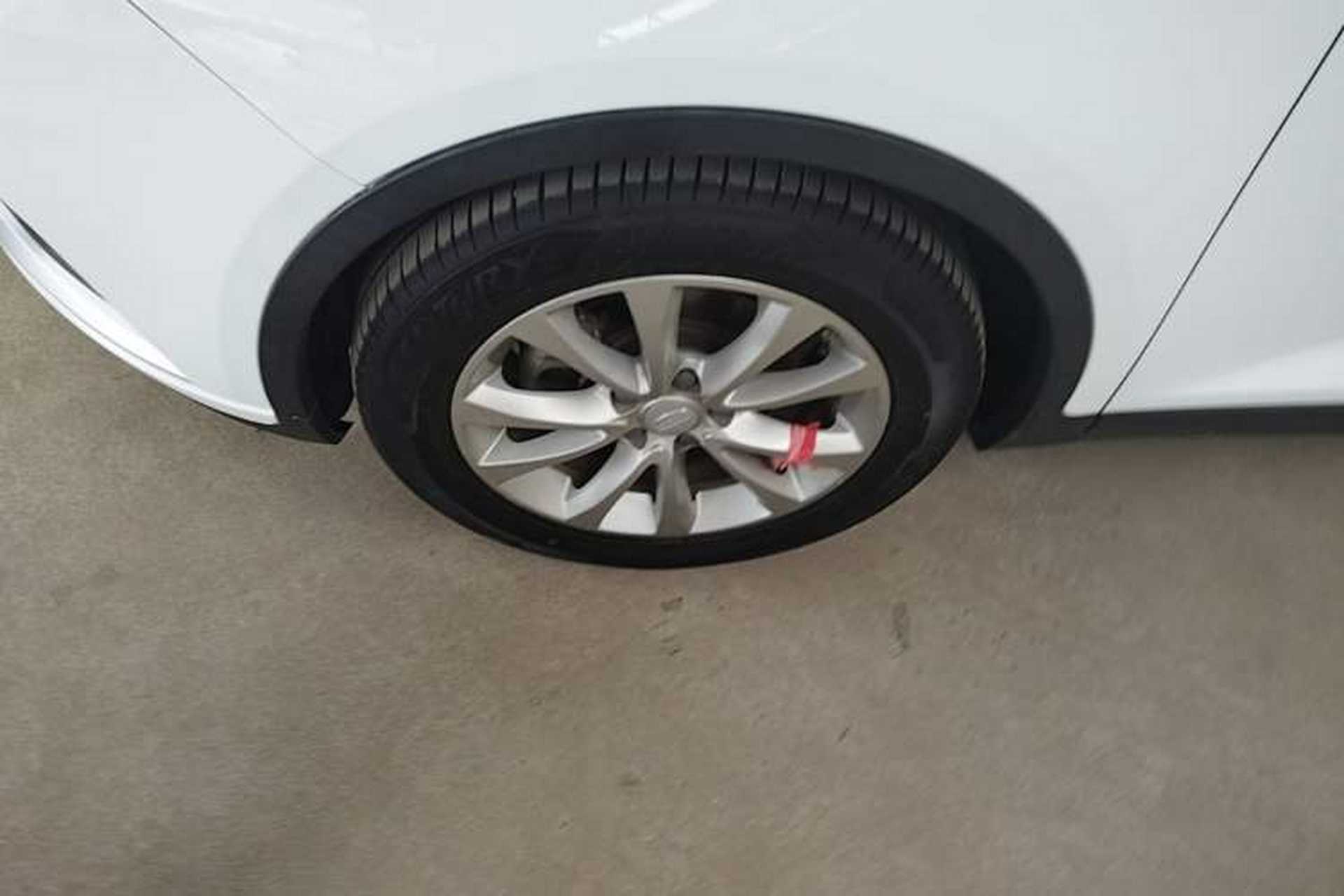 Used Geely Auto Emgrand GS 2016 Elegant Edition 1.3T Automatic LingShang Model Left Front Wheel Hub