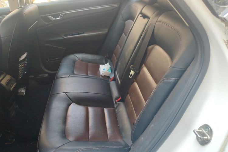 Used Geely Auto Emgrand GS 2016 Sport Edition 1.3T Automatic ZhenShang Model Left Rear Seat