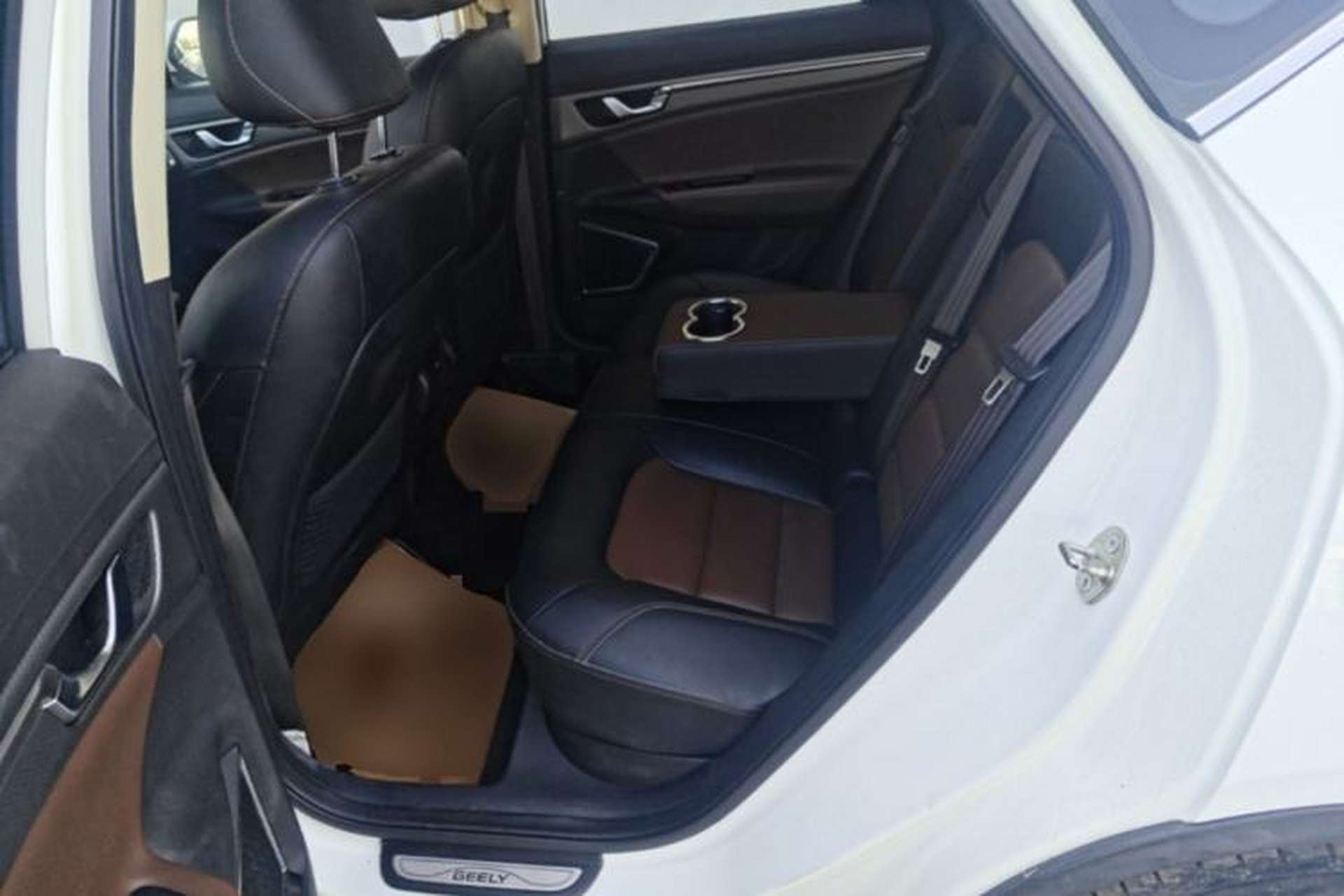 Used Geely Auto Emgrand GS 2016 Elegant Edition 1.3T Automatic ZhenShang Model Left Rear Seat