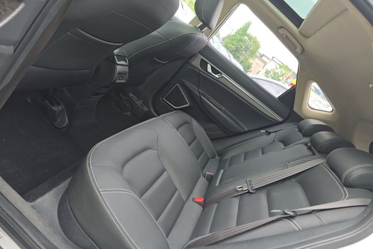 Used Geely Auto Emgrand GS 2016 Sport Edition 1.3T Automatic LingShang Model Left Rear Seat