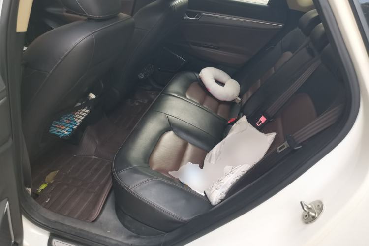 Used Geely Auto Emgrand GS 2016 Elegant Edition 1.3T Automatic ZhenShang Model Left Rear Seat