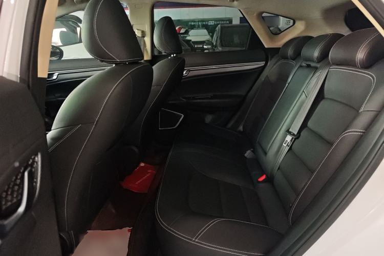 Used Geely Auto Emgrand GS 2016 Sport Edition 1.8L Automatic LingShang Model Left Rear Seat