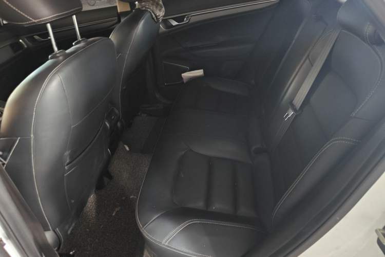 Used Geely Auto Emgrand GS 2016 Sport Edition 1.3T Automatic LingShang Model Left Rear Seat