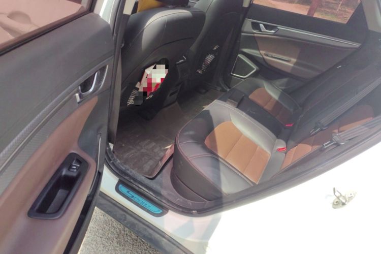 Used Geely Auto Emgrand GS 2016 Sport Edition 1.3T Automatic ZhenShang Model Left Rear Seat