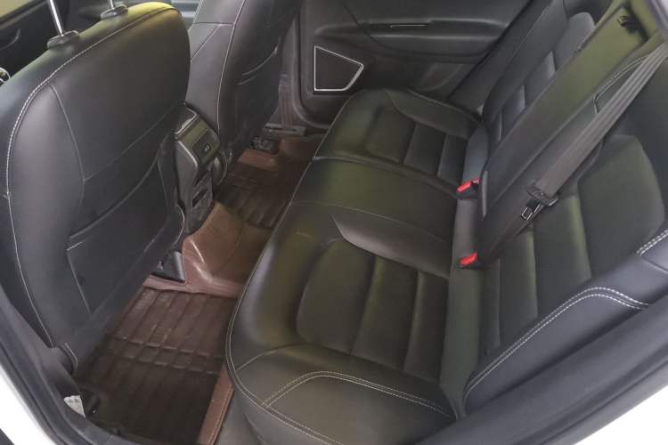 Used Geely Auto Emgrand GS 2016 Sport Edition 1.3T Manual LingShang Model Left Rear Seat