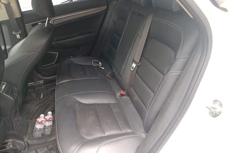 Used Geely Auto Emgrand GS 2016 Sports Edition 1.8L Manual LingShang Model Left Rear Seat