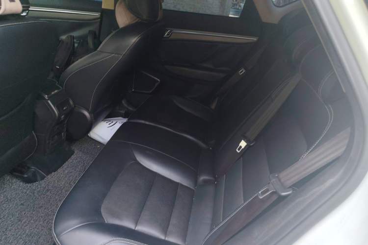 Used Geely Auto Emgrand GS 2016 Elegant Edition 1.3T Automatic LingShang Model Left Rear Seat