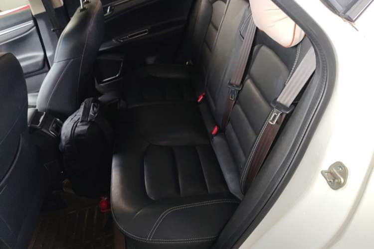 Used Geely Auto Emgrand GS 2016 Sport Edition 1.8L Automatic LingShang Model Left Rear Seat